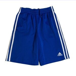 Adidas boy’s 5-7Y athletic shorts